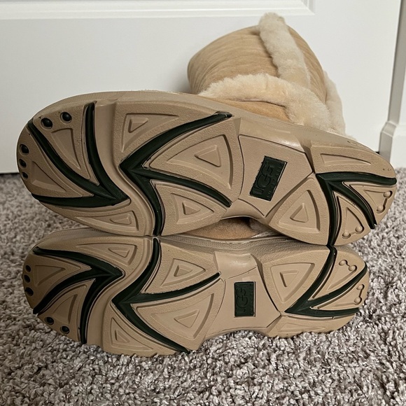 UGG Tan Sunburst Tall Boots Size 6 - Picture 2 of 8